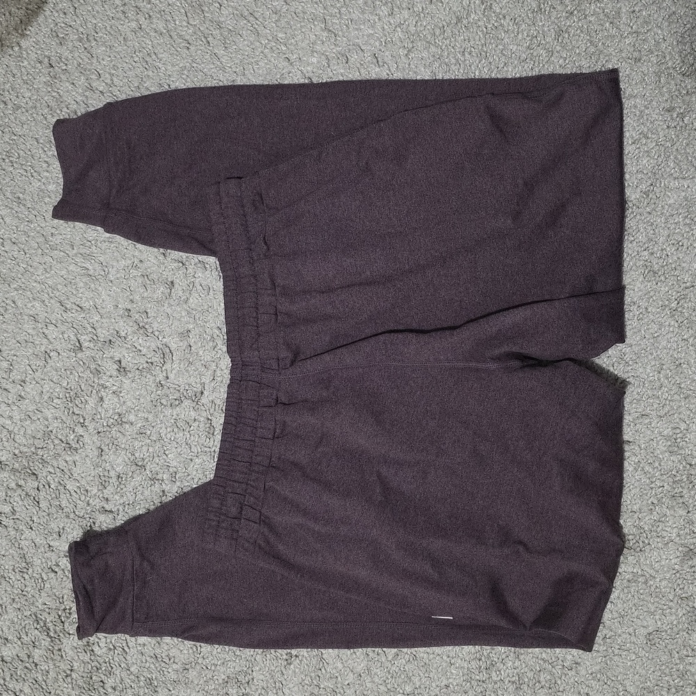 Vuori Women's Performance Jogger Dreamknit Pants Purple Smoked Plum Heather XS - Picture 9 of 9